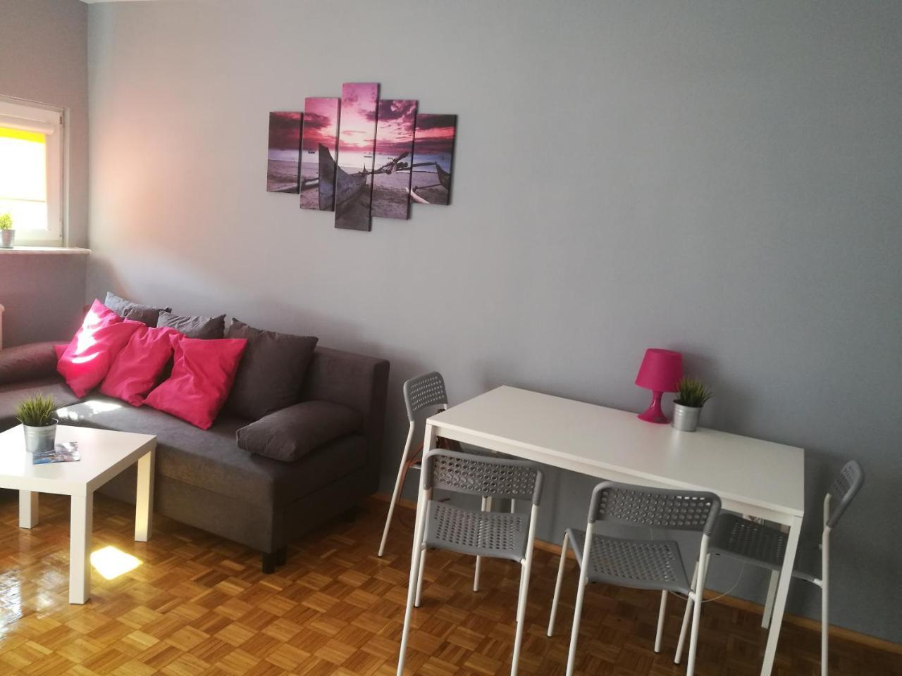 Apartments 4 You Wrocław Buitenkant foto